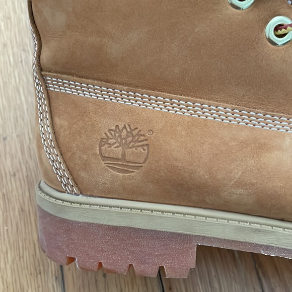 Timberlands - Picture 5 of 5